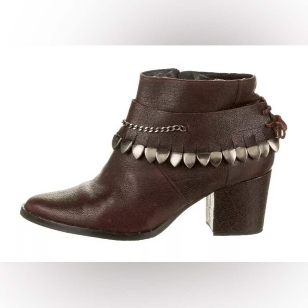 Freda Salvador Brown Boots 7.5